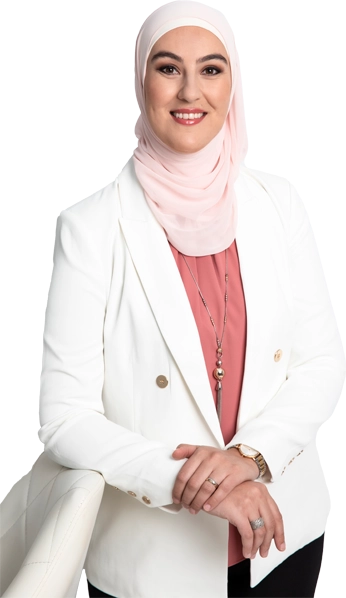 Tax accountant in Sydney CBD helping businesses with tax planning